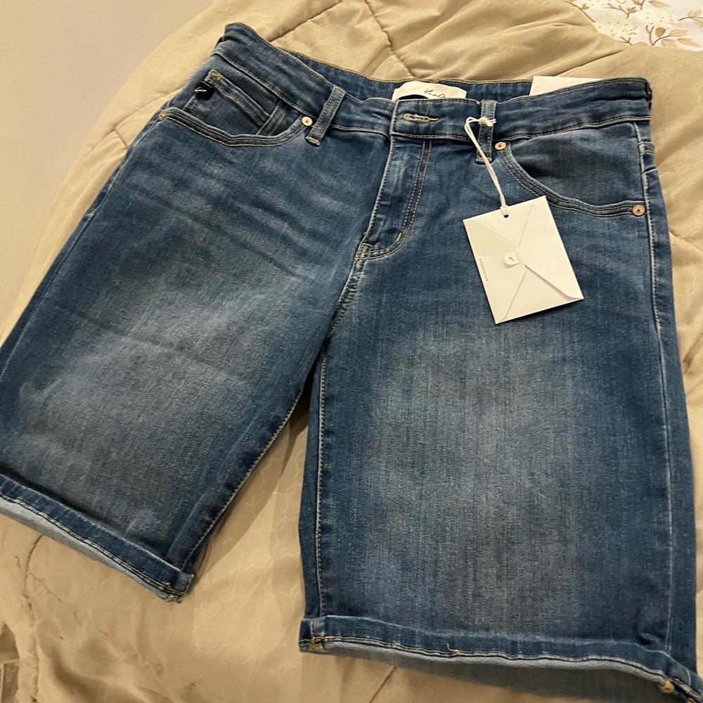 Short Kancan